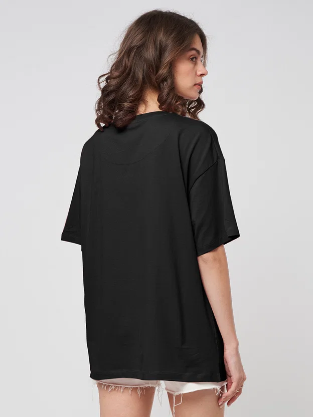 Black Oversized T-shirt | Men and Women | Hungry threads